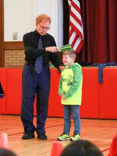 Hawthorne ES Students Mix Magic With Math
