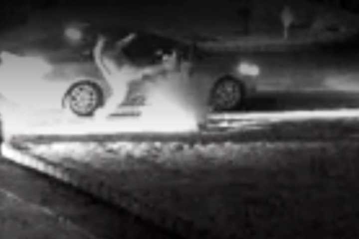 Police Looking For Suspects In Mailbox Destruction Incidents In Orangetown
