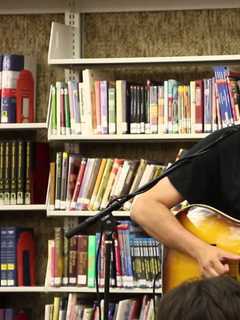 'Guitar Bob' To Perform At Rutherford Library