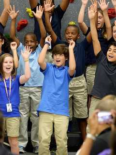 Palisades Park Students Tune Up For Holiday Concert