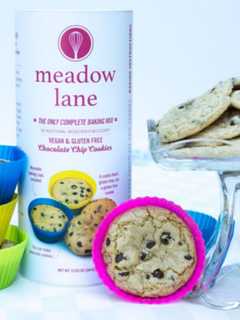 Cross River Residents Make Gluten-Free Cookies 