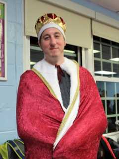 Washington Irving School Students And Parents Celebrate Medieval Times