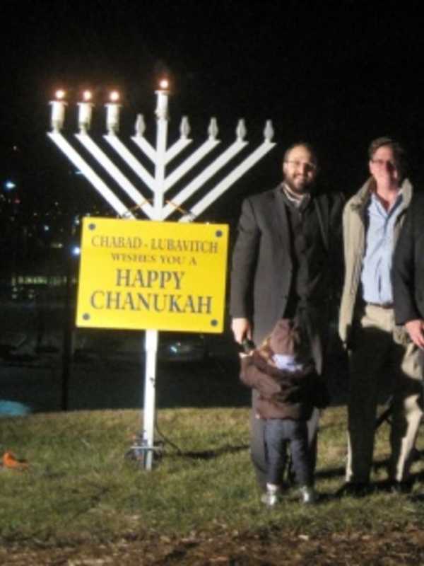 Franklin Lakes Lights Menorah At Community Event