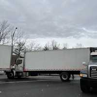 <p>Vehicles were scattered all over the roadway.</p>