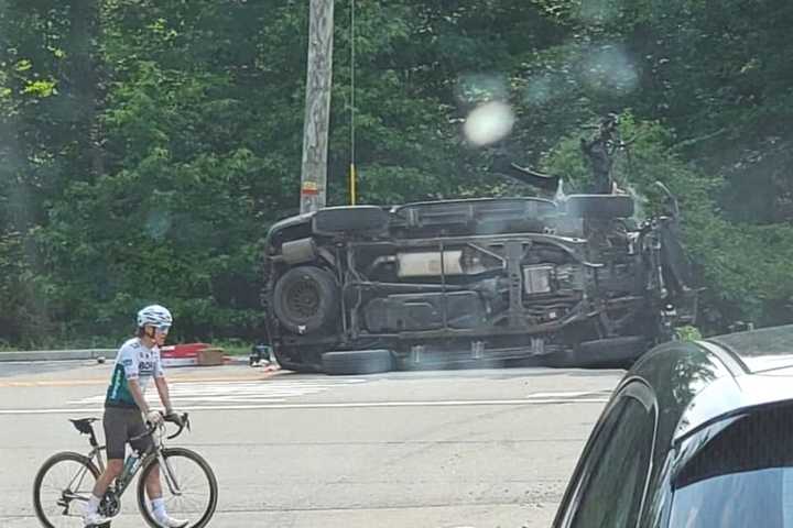 HERO: Sergeant Rescues Suspects From Burning SUV After Pursuit Ends In Crash Near NJ-NY Border