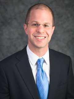 Columbia Neurosurgeons Treat Brain and Spine Conditions in Westchester