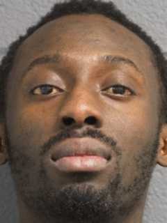 SEEN HIM? Manhunt On For Deportee Who Escaped ICE Agents At JFK