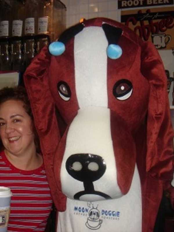 Moon Doggie Roasters In Maywood Ranks Among DVlicious Coffee Finalists