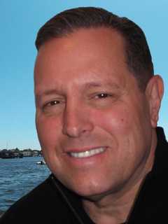 Darien Author David Moore To Discuss Book At Barrett Bookstore