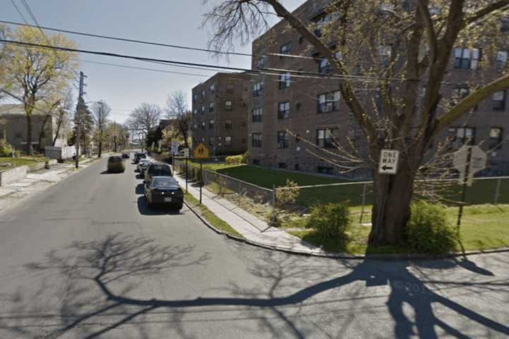 One Killed As Fire Breaks Out In Westchester Apartment Complex