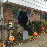 Which Airmont House Has The Spookiest Halloween Decor?