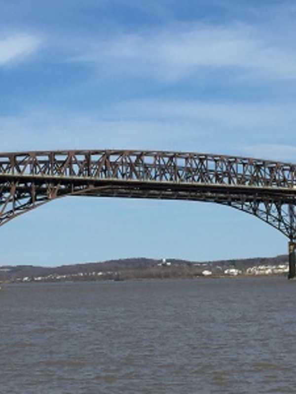 Suicidal Man, 29, Talked Down From Newburgh-Beacon Bridge
