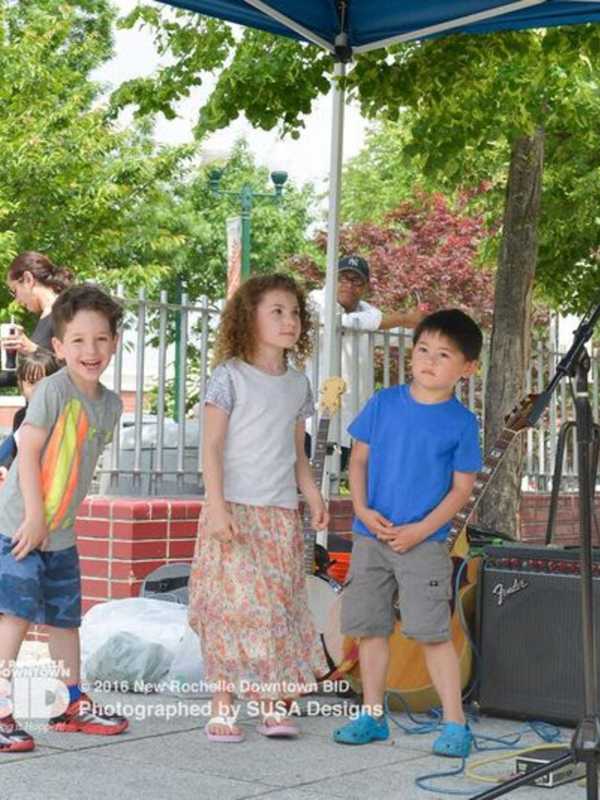Foodies, Families Revel In Downtown New Rochelle Grand Market