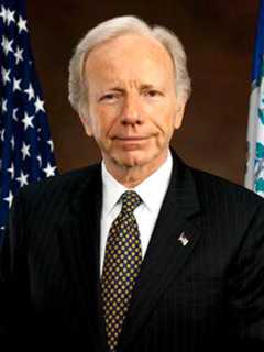 Lieberman Withdraws Name From Consideration For FBI Director