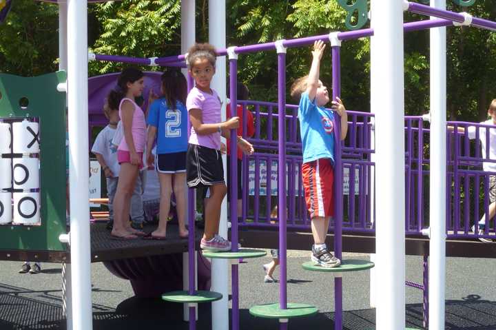 It will be perfect playground weather this weekend in Fairfield County, when sunny skies and cool temperatures are expected