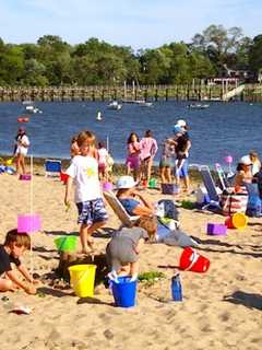 Expect Sunny Skies As Temps Rise Into The 80s This Weekend In New Canaan