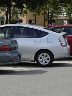 20 Thefts From Parked Cars In Put Valley, Southeast Prompt New Warning