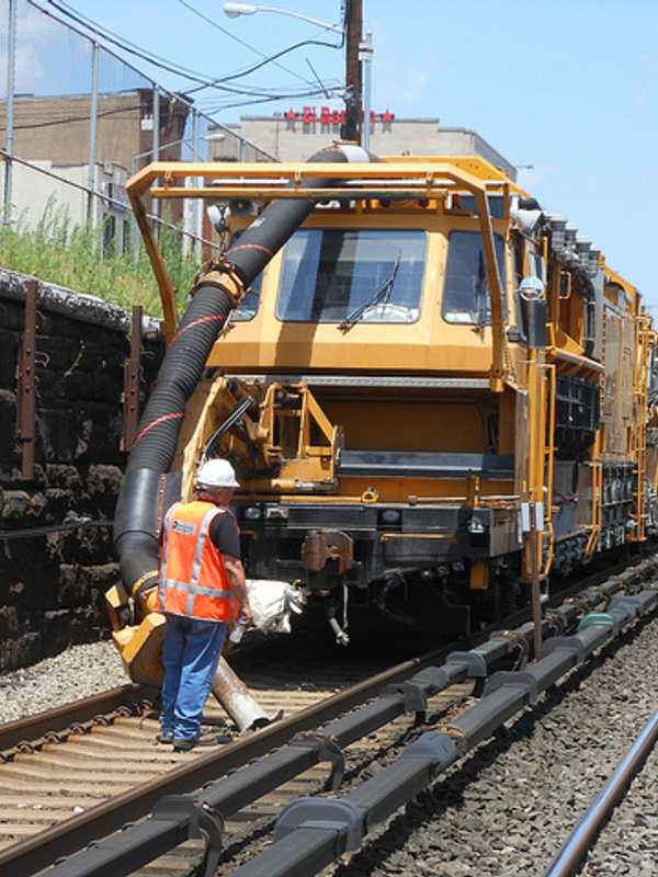 Cuomo Announces Latest Round Of Oil Tank Cars, Rail Inspections