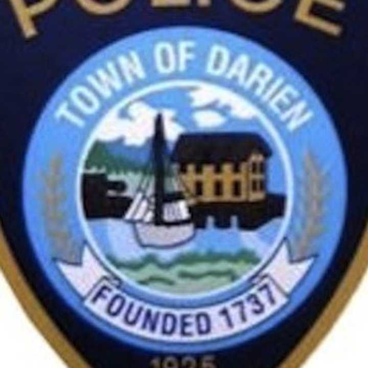 Darien Police have found that the two envelopes with white powder delivered to Darien homes recently were part of a hoax. 