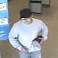 <p>The Connecticut Bankers Reward Association will offer up to a $2,000 reward for information that leads to the arrest of a man wanted for robbing a pair of banks in Greenwich.</p>