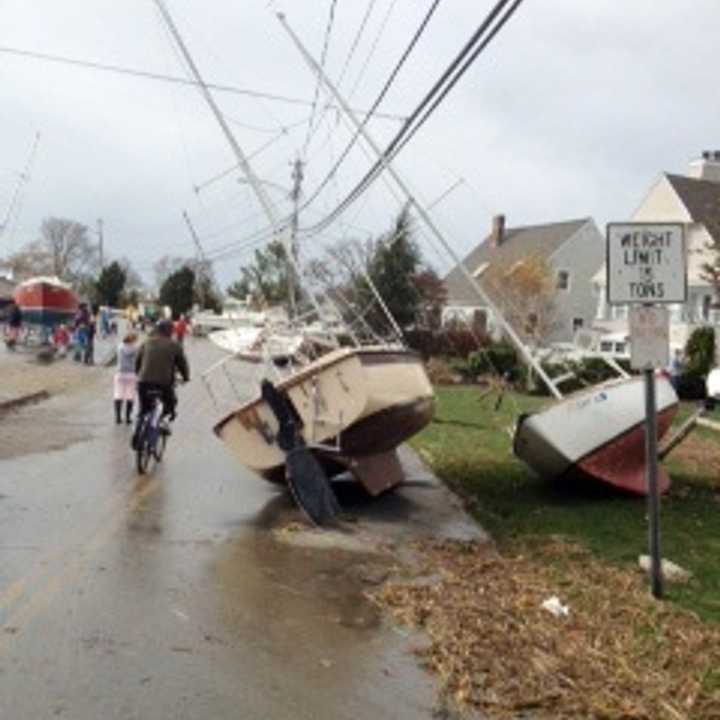 Norwalk victims of Superstorm Sandy can apply for federal relief funds online. 