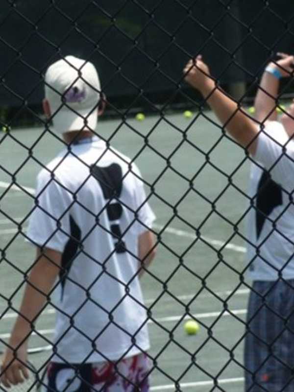 Norwalk Grassroots Tennis Hosts High School Charity Tournament
