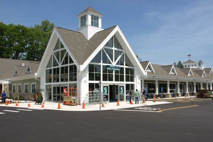 Whole Foods In Danbury To Help Charities With 'Get Up And Give'