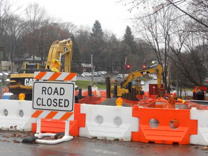 Construction projects will cause day and night road closures on the Bronx River Parkway through Friday, Oct. 18. 