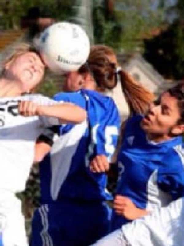 Female Athletes In Westport Invited To Take Part In Survey On Concussions