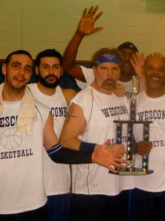 Sign Up For Greenwich Men’s Basketball Leagues
