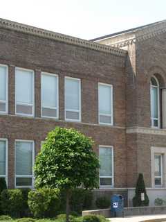 Darien Finance Board Approves Budget For 2016-17 Fiscal Year
