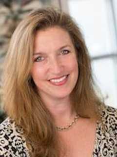 Democrat Julia Pemberton Wins Tight Race For Redding First Selectman