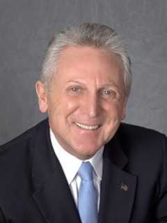 Norwalk Mayor's Ball To Benefit Malta House, Family & Children's Agency