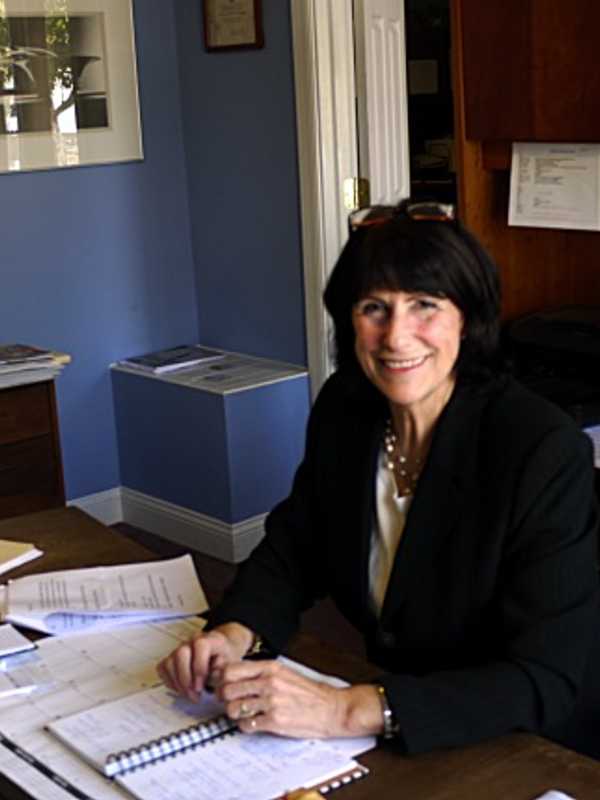 Fairfield Chamber Offers Business After Hours Event, New Member Reception
