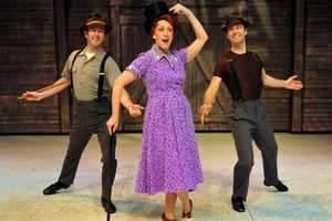 White Christmas Delivers Holiday Cheer At Westchester Broadway Theatre