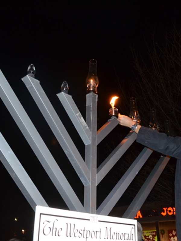 Schneerson Center Plans For Menorah Lightings In Weston, Westport