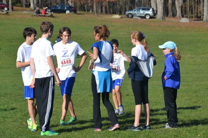 4 Wilton Running Club Members Qualify For Nationals