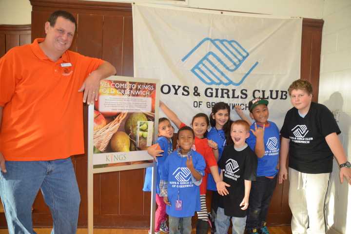 Boys & Girls Club Of Greenwich Prepares For Thanksgiving Feast