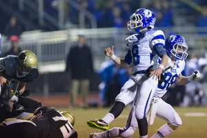 Darien High Football Takes On Middletown In Semifinals