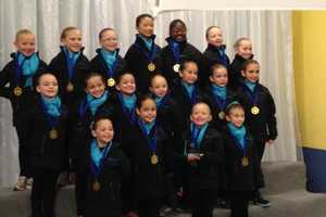 Darien Girls Help Synchronized Skating Team Win Gold