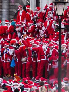 Metro-North Imposes Alcohol Ban For SantaCon Event