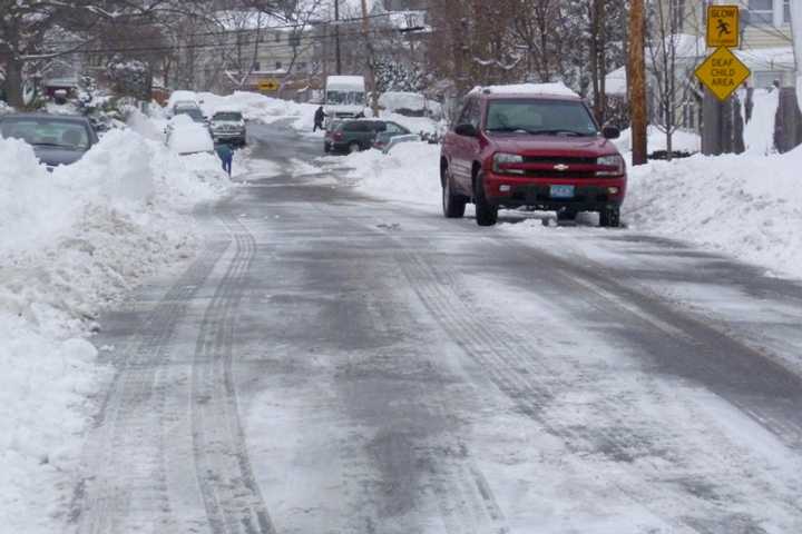 Roads can become treacherous in a heavy snowstorm. 