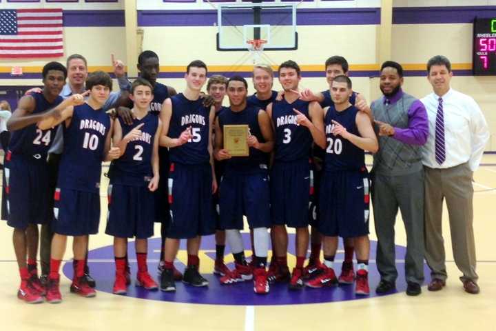 Westport's Greens Farms Academy Runs Win Streak To 23