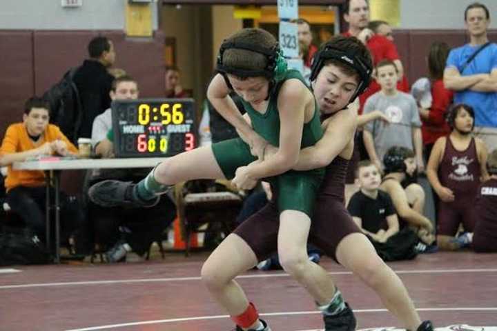5 Norwalk Mad Bull Wrestlers Win Titles In Bethel