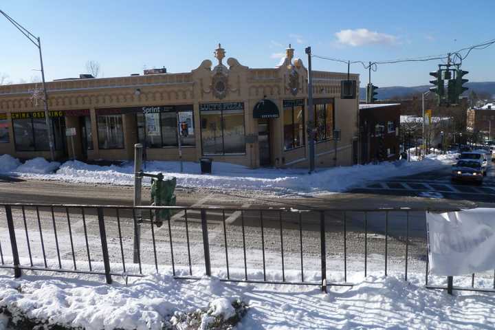Snowstorm Disrupts Routines In Northern Westchester