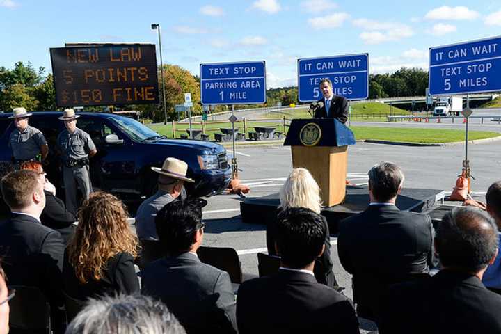 Fight To End Texting While Driving Gains Steam In Westchester