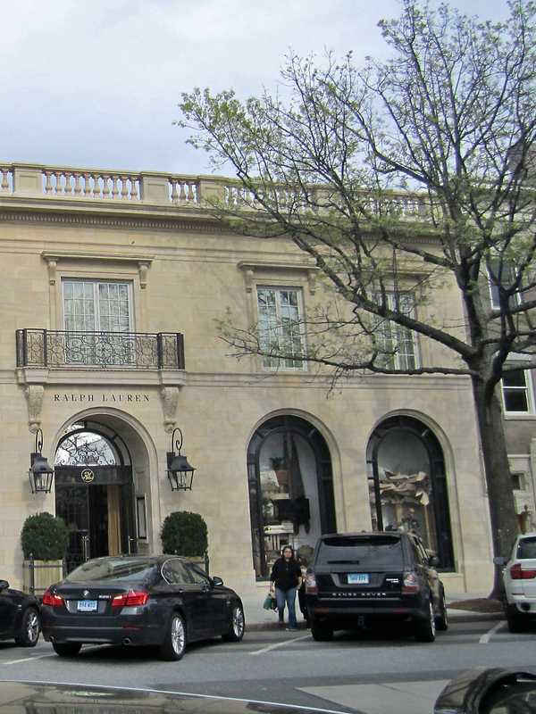 Thieves Hit Greenwich Ralph Lauren, Make Off With Thousands In Merchandise