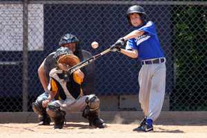 Norwalk Little League Holds Registration, Pizza Party