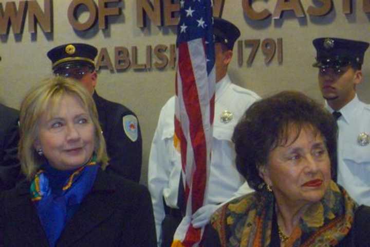 Hillary Clinton Swears In New Castle Officials At Inauguration Ceremony 