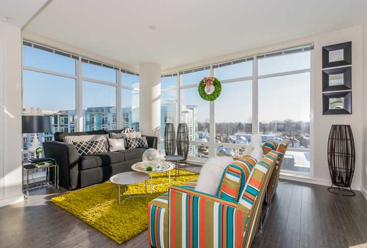 Postmark Apartments feature state of the art amenities and incredible views of Harbor Point